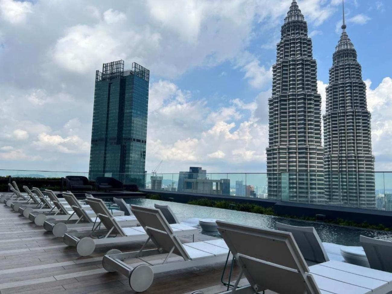 Star Residence Klcc By Sky Pool Куала Лумпур Екстериор снимка