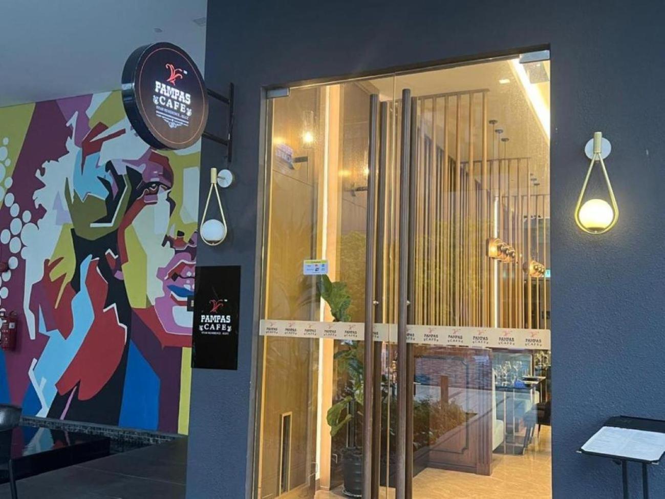 Star Residence Klcc By Sky Pool Куала Лумпур Екстериор снимка