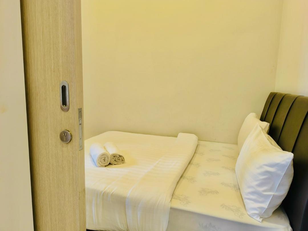 Star Residence Klcc By Sky Pool Куала Лумпур Екстериор снимка